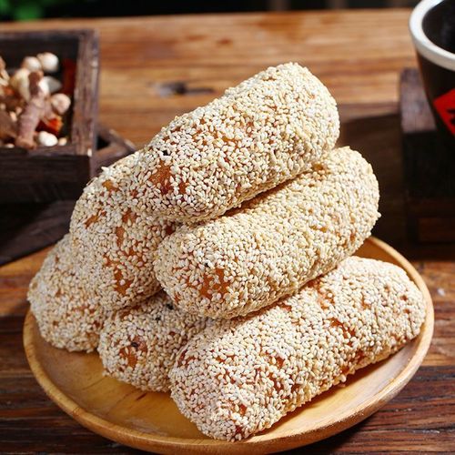 鼓槌样的三原蓼花糖,个大体松,香甜酥脆,绵软易化,太好吃了