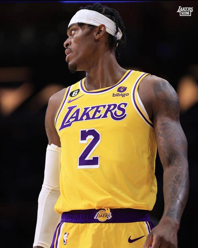 左手版詹姆斯,屈尊成罗德曼!天才五星高中生,他没有放弃