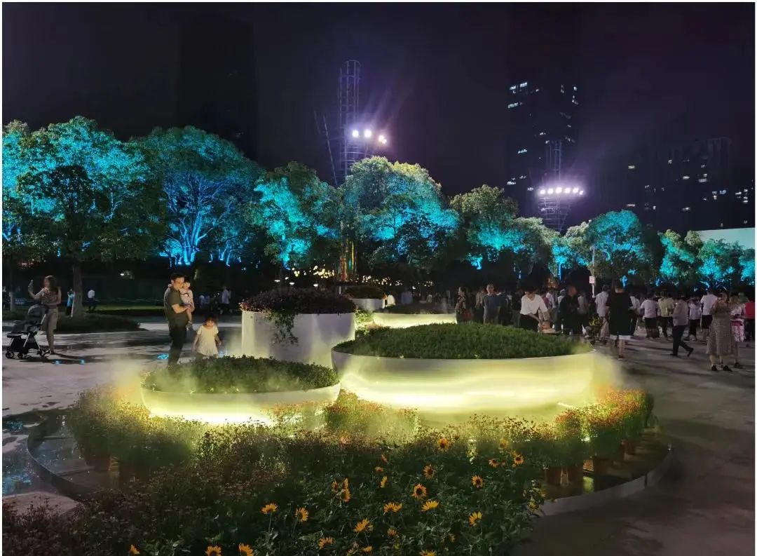 江苏无锡,太湖广场,大变样!