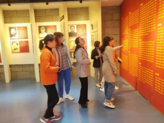 圣泉乡妇联开展党史学习红色教育