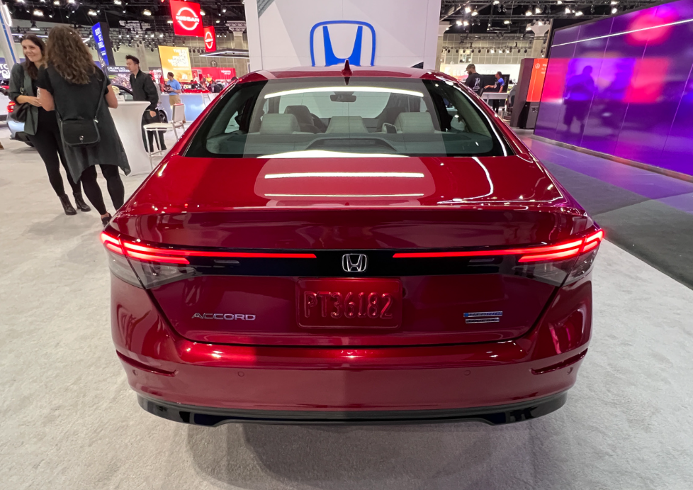 提前锁定爆款,全新雅阁尺寸加大,造型更帅,匹配1.5t和2.0l混动