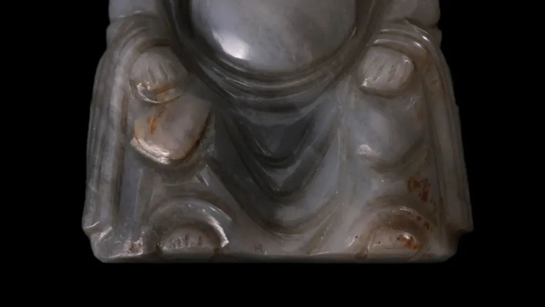 华山论鉴专家点评:明代·和田青玉真武大帝造像