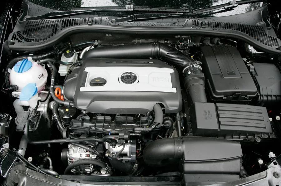 一面高效,一面争议——一代神机ea888到底有多少版本