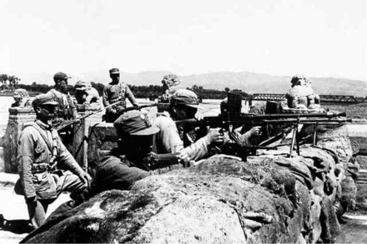 图|卢沟桥事变中英勇战斗的中国军人