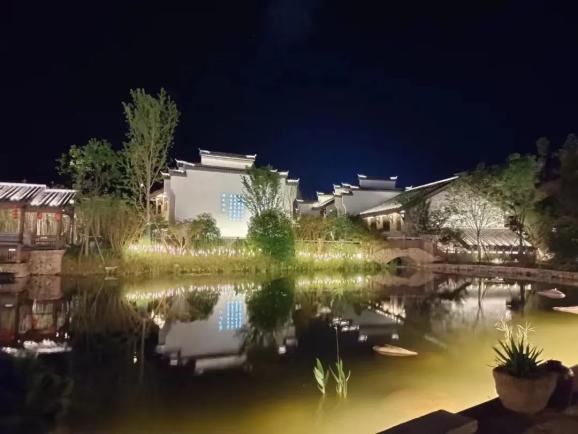 武功山下,萍水相逢,桃园山居,就是您的诗和远方!