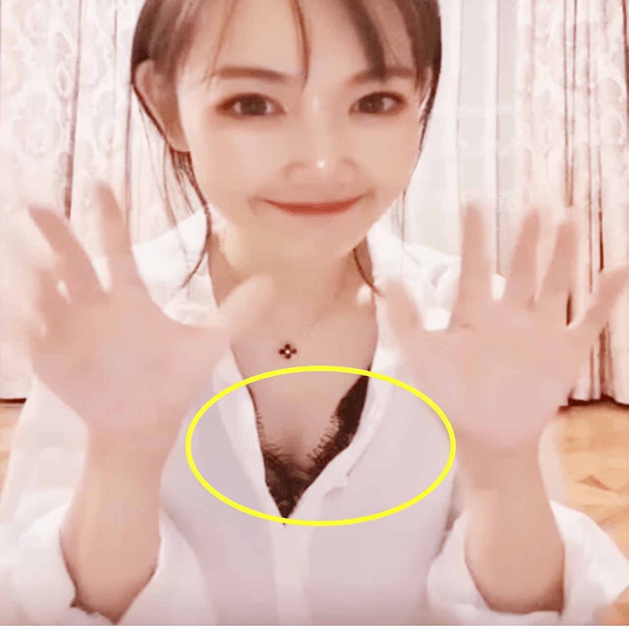 王宝强近况!回乡唱戏心情好,女友惹官司前妻马蓉大尺度直播被骂