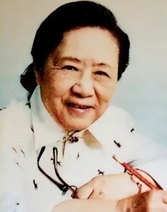 核弹女王吴健雄,为美国造原子弹,墓碑却刻着:一个永远的中国人