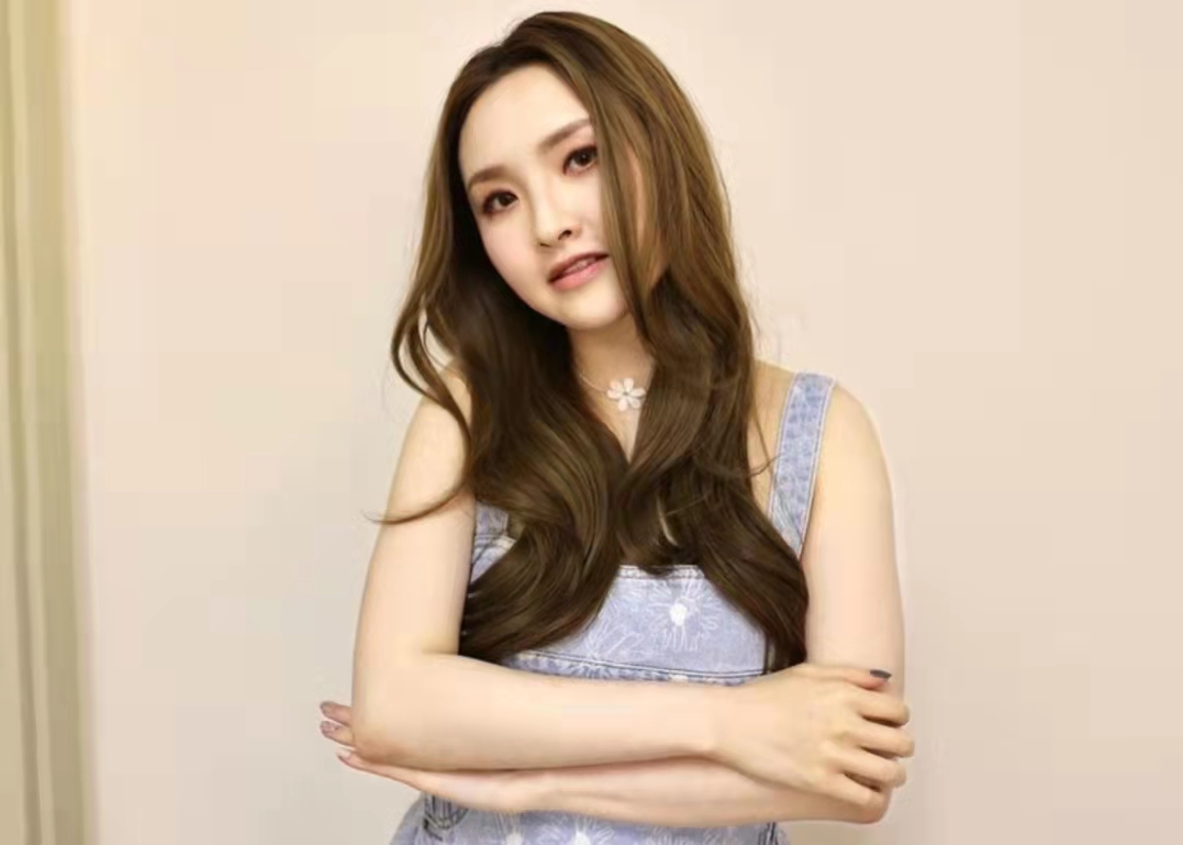 疑似中招!香港歌手林欣彤自曝有明显病征,但多次检测结果不一