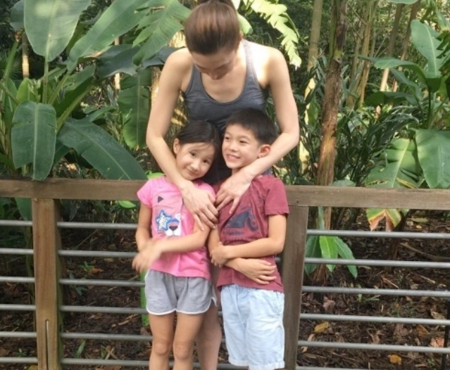 刘碧丽:抛弃陈柏霖去当小三,5年生4胎叫板原配,获3亿分手费