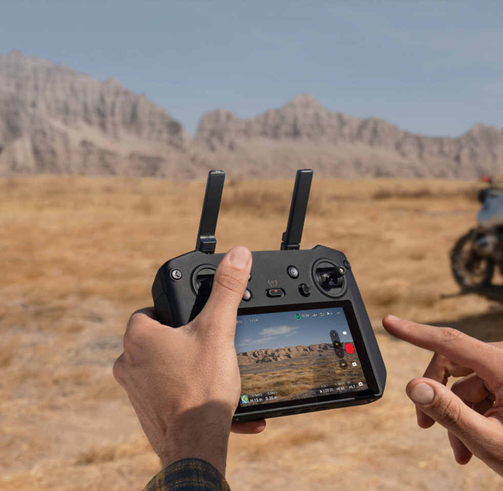 大疆mavic 3 pro三摄航拍无人机发布!哈苏主摄,双焦段长焦相机