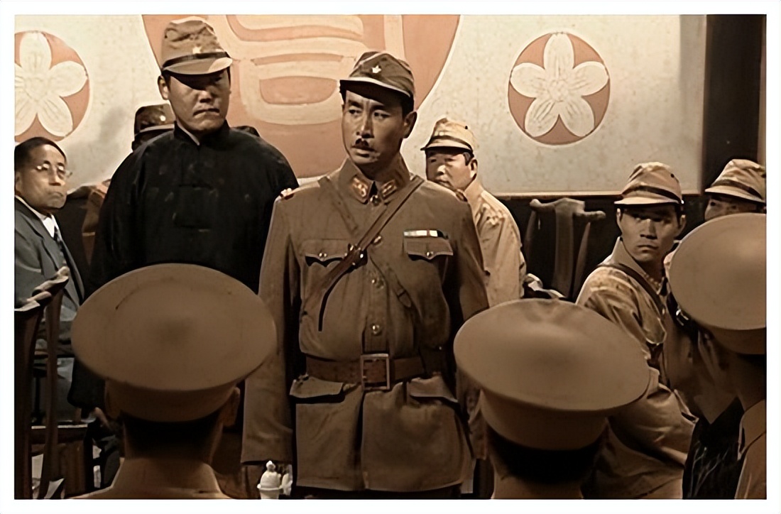 为什么《亮剑》是抗日神剧?李云龙参加平田一郎寿宴,剧情太离谱