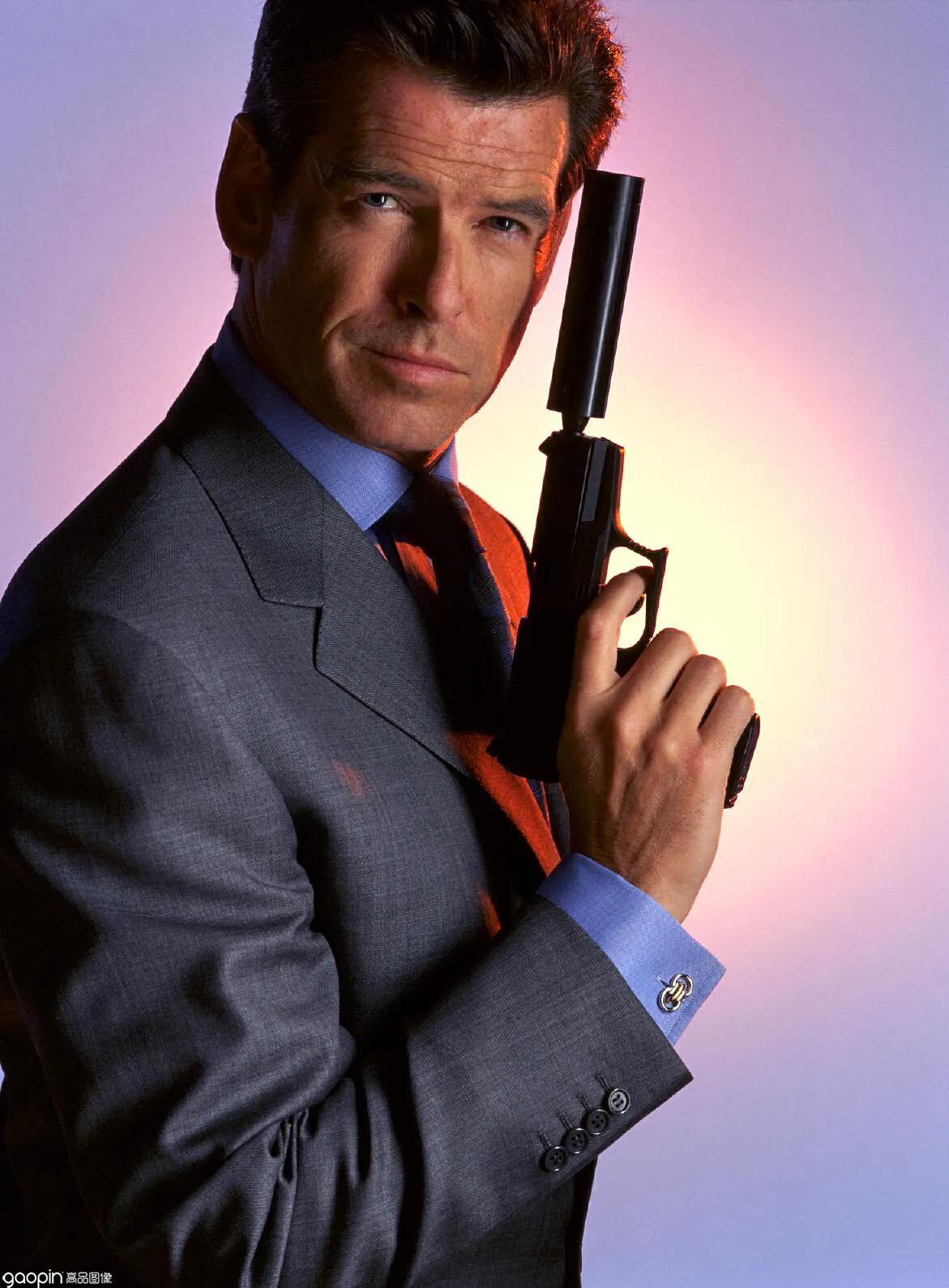 布鲁斯南钦点霍普金斯出演007 网友表示:下一任007定了?