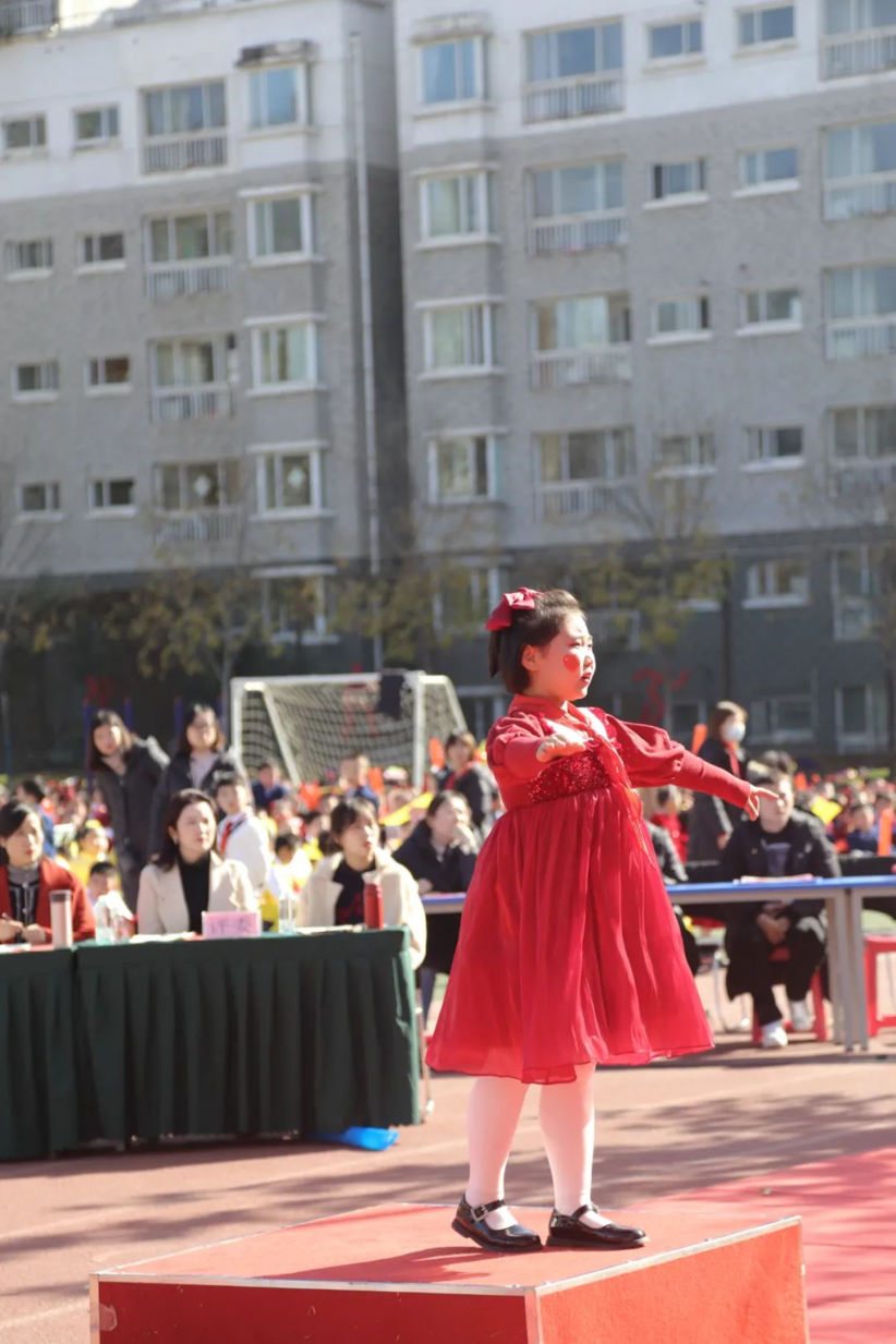 雁塔雁南小学举办第九届校园艺术节合唱比赛
