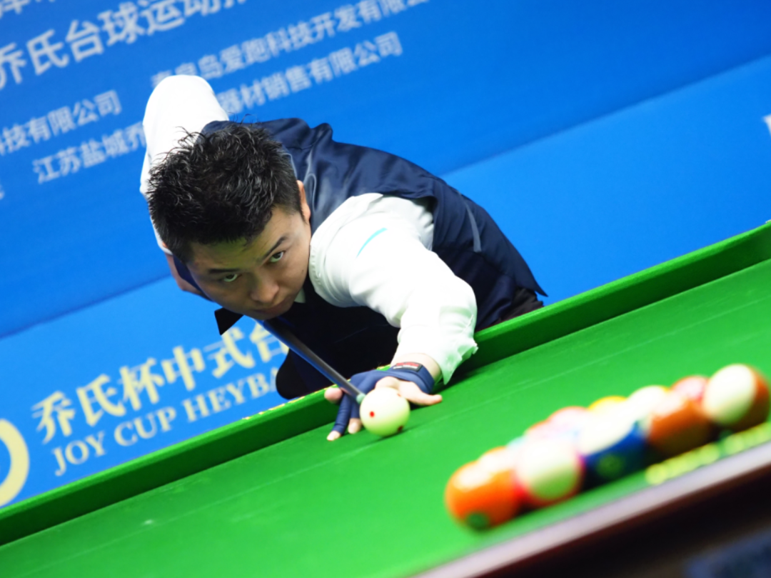 你知道台球圈四大假象吗?杨绍杰:知道啊,我要夺冠