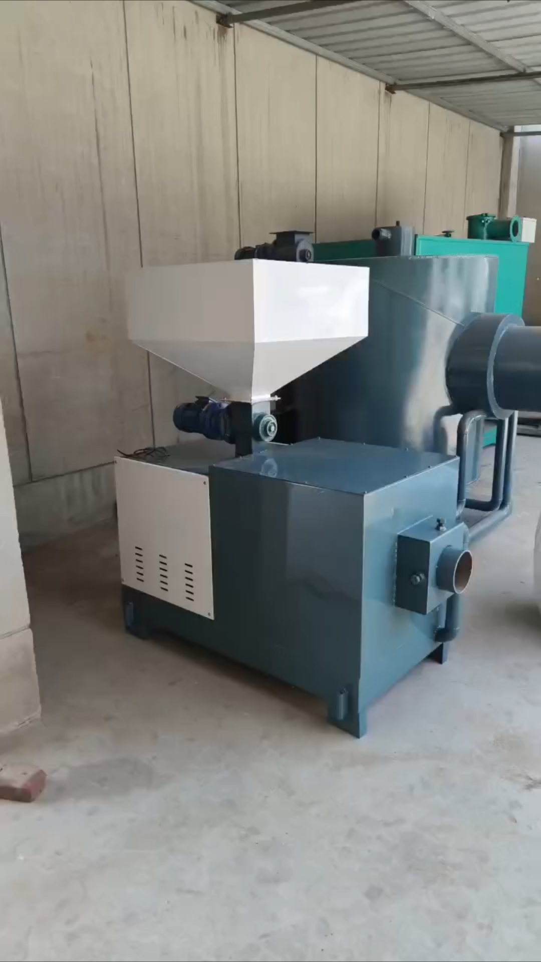 磨煤喷粉机全面解析：工作原理、选型要点与各行业节能应用指南