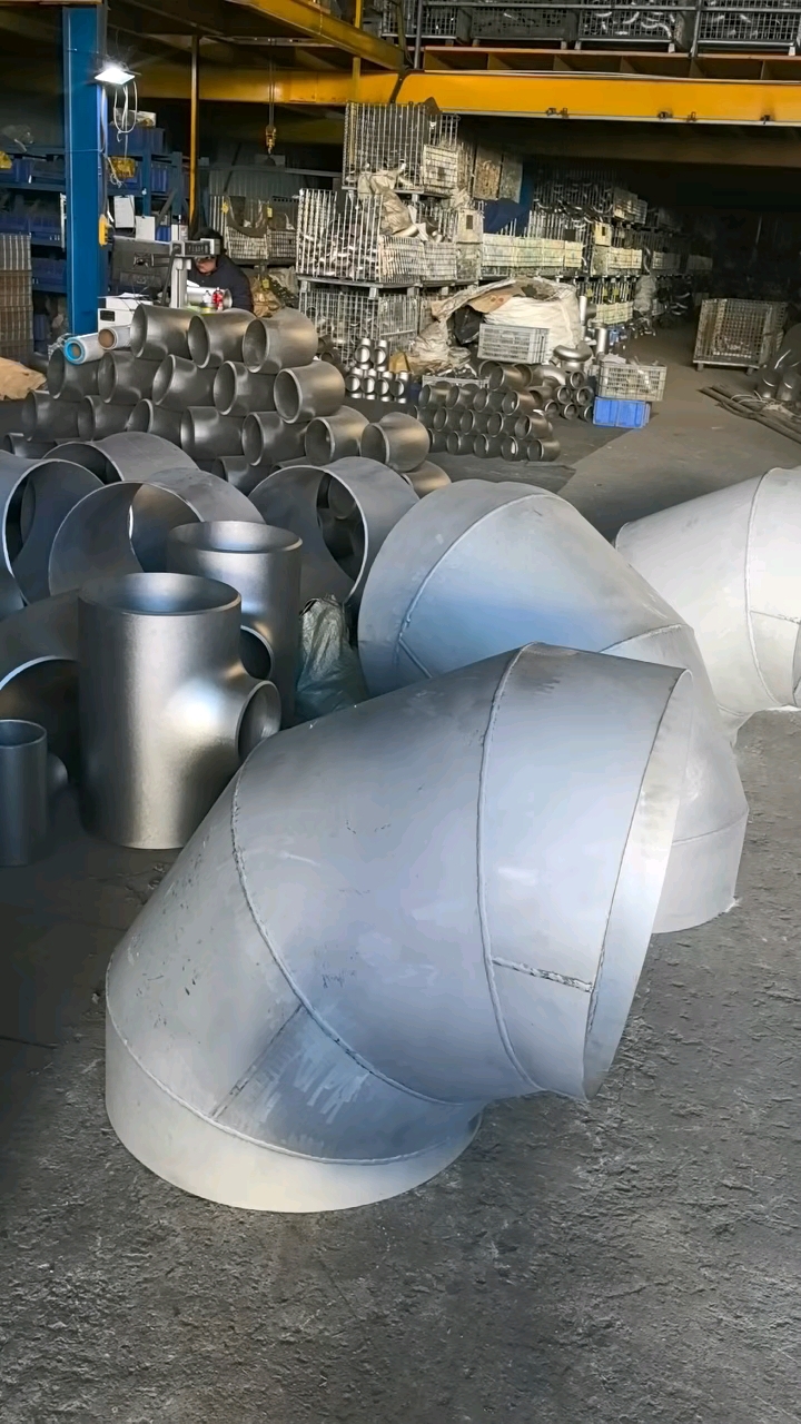 不锈钢虾米要弯头以卓越的耐腐蚀性与高强度在工业独树一帜