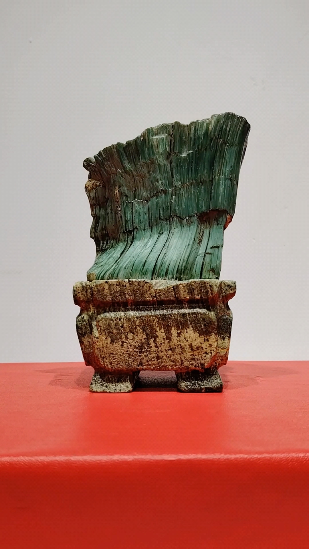 崂山绿石文房赏石