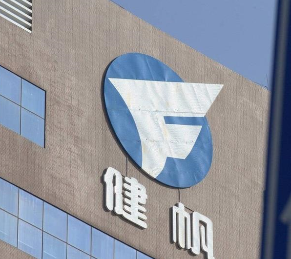 广东珠海首富:60人拯救破产小厂,身价现240亿