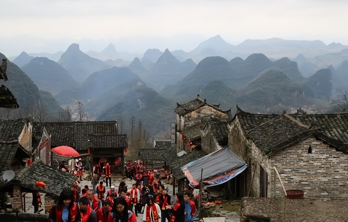 广东清远有个千年古寨,被极低估,"世界瑶族第一寨",好美!