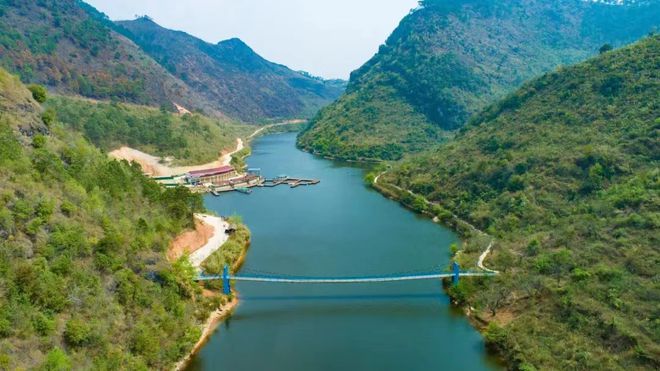 "驮娘江"是与外界唯一的联系,广南县旅游景点有哪些