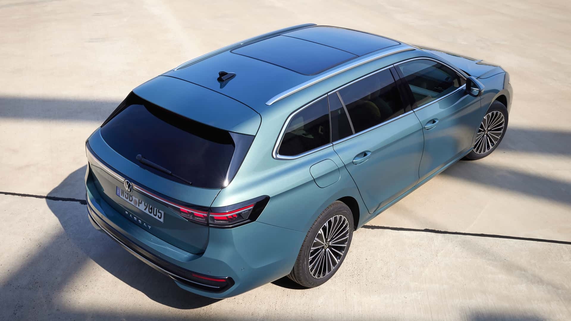 大众全新一代passat旅行版发布,一代神车即将退出历史舞台