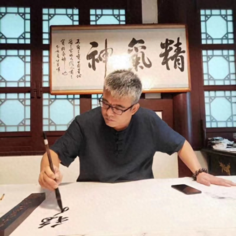 「人物专访」书法家张军辉