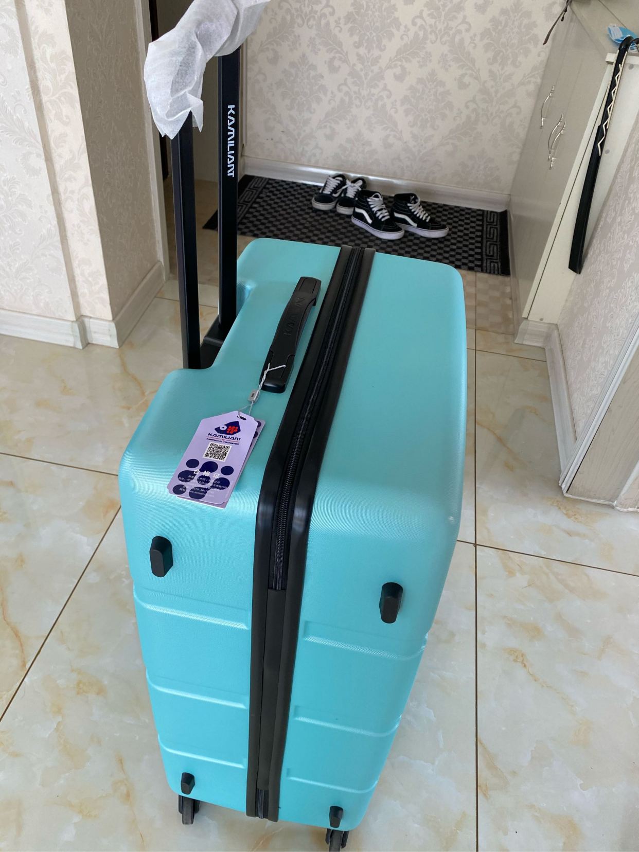 卡米龙拉杆箱使用效果亲测体验