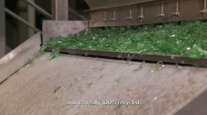 上海宝格丽火到外网!用工厂廉价的"酒瓶玻璃渣",制出翡翠效果