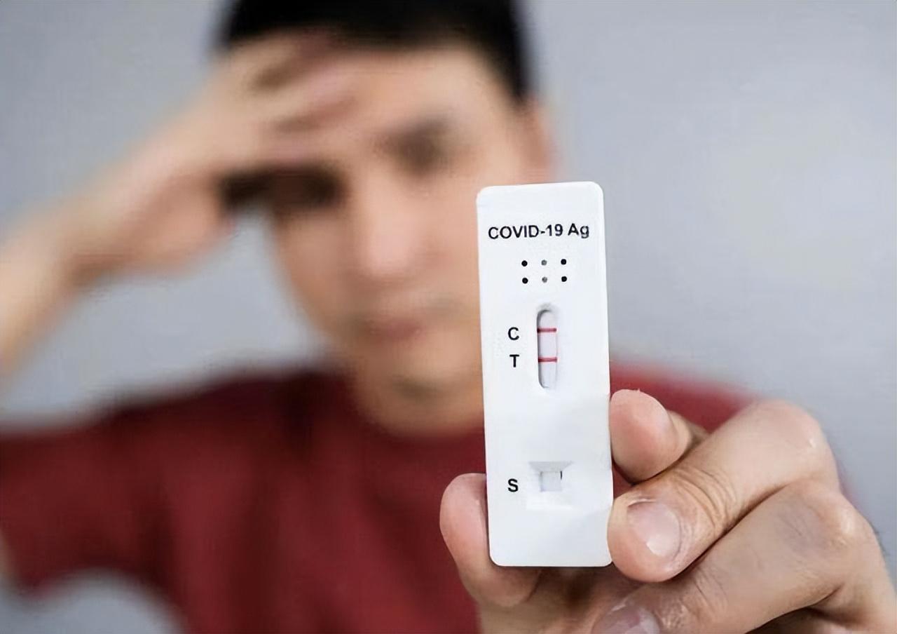 新冠阳性转阴后,要多久才不传染人?康复后,多久或会"复阳"?