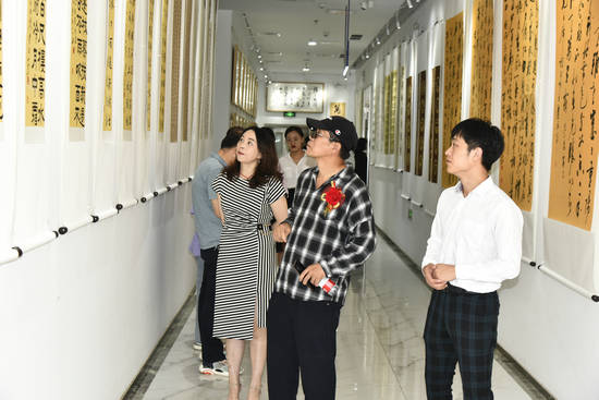 连俊义将军书法成就展暨故宫央视权威书画鉴定专家公益鉴宝活动