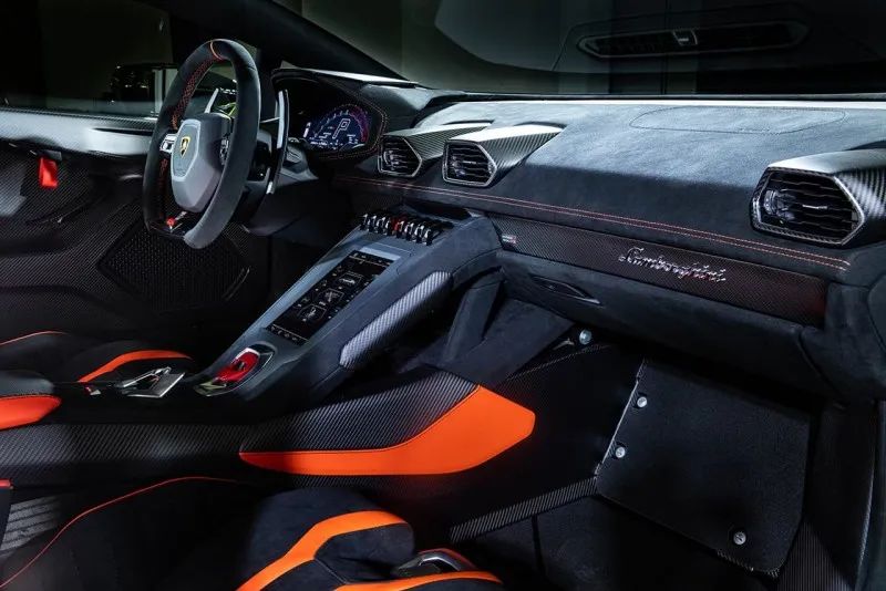2022款兰博基尼huracán sto新登场