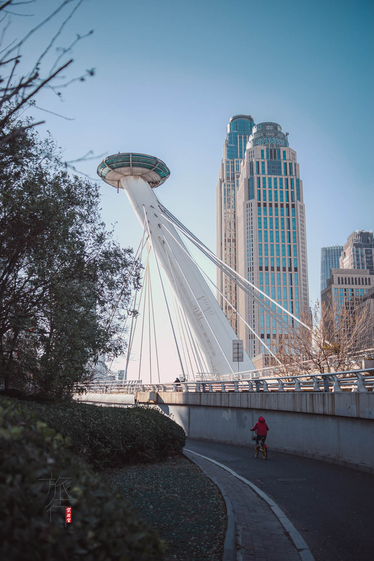 城市旅游摄影:以实拍天津赤峰道为例,讲讲35mm镜头牛在哪里