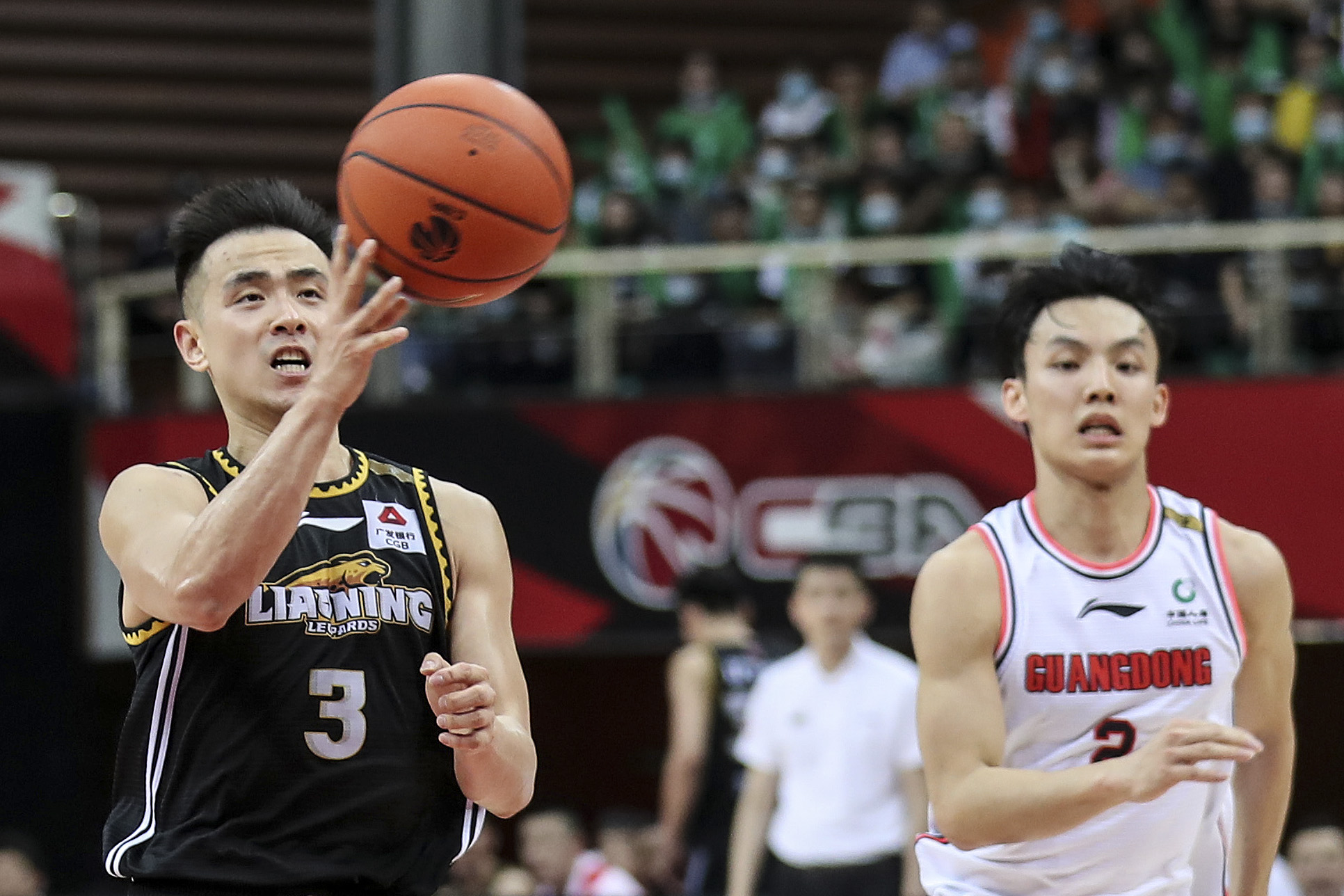 篮球——cba总决赛第三场:广东东莞大益对阵辽宁本钢(2)