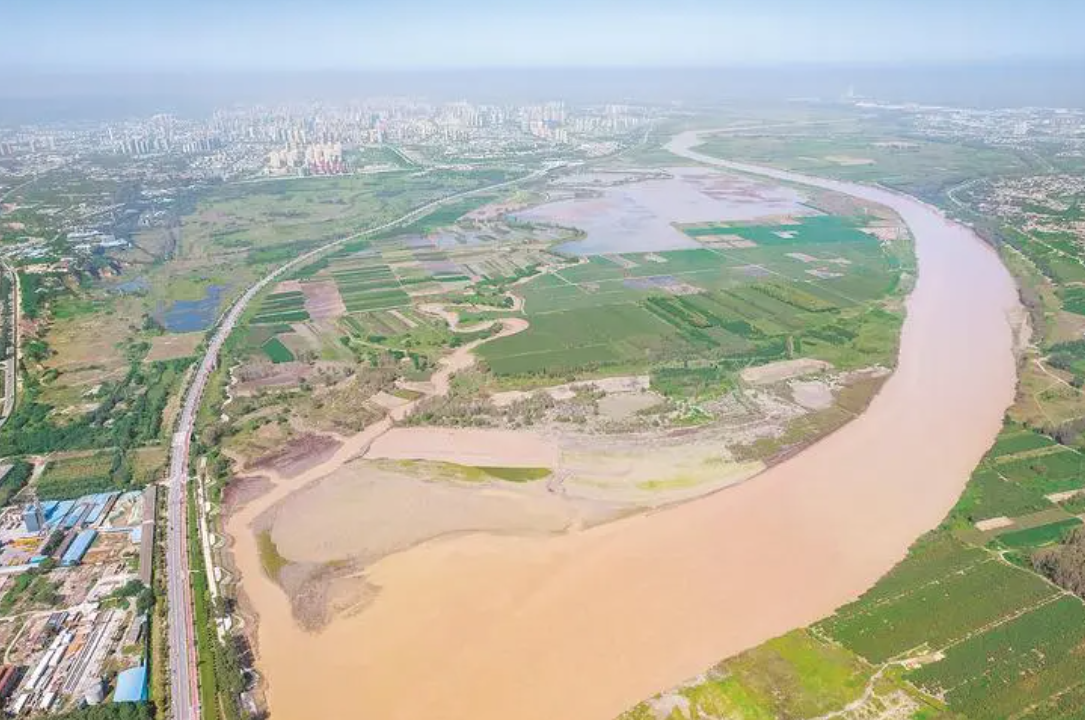 泾渭分明:是一种自然奇观和文化象征,你知道为什么吗?