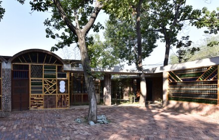 当好"领头雁"干好"排头兵"做好"建设者"