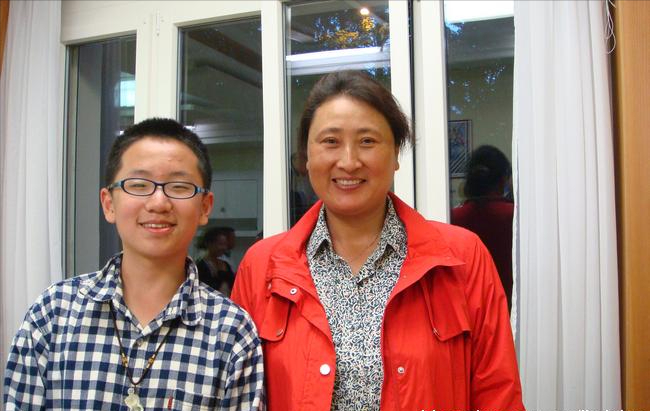 郎平队友杨锡兰:退役后搬至国外,在联合国当保安,住1200平豪宅