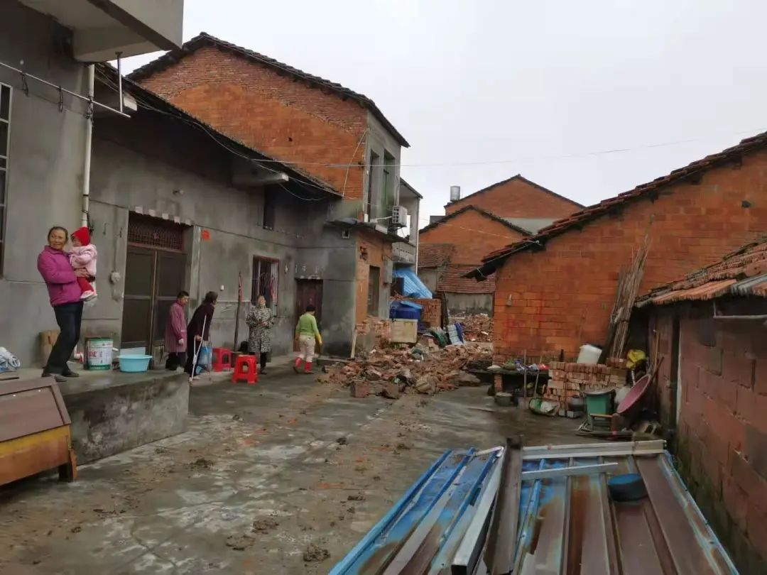 破旧迎新,拆出高新气势 ——麻丘镇武溪村扎实推进农村人居环境整治"