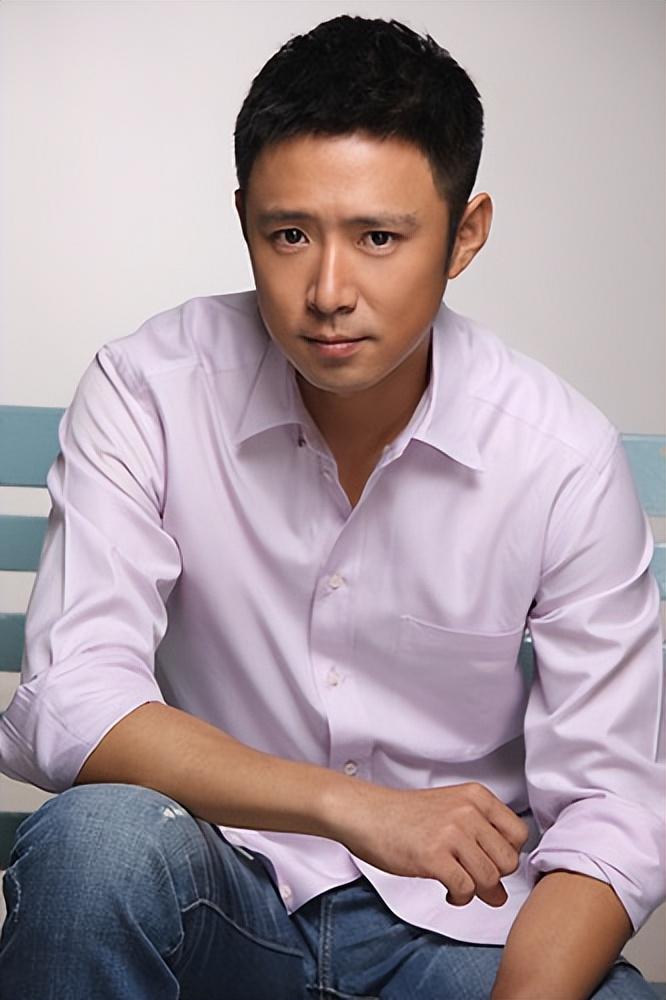 演员高鑫:娶母亲的学生,为爱息影,复出后再回巅峰,今婚姻甜蜜
