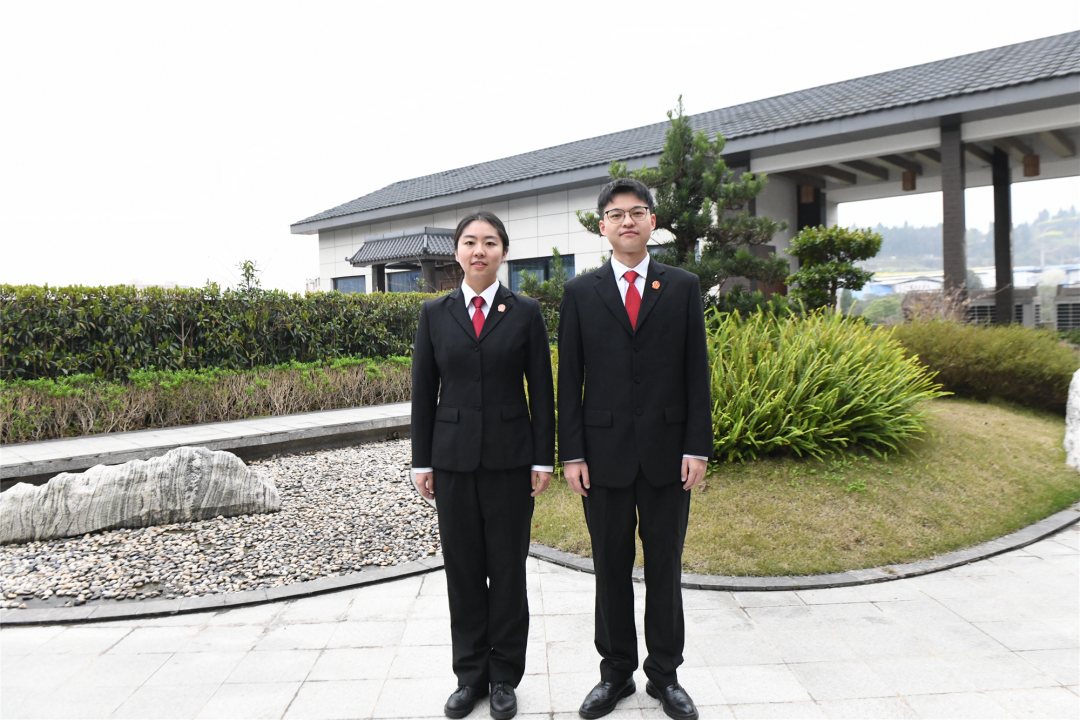 真人版审判制服穿搭指南,这15种穿搭要不得!