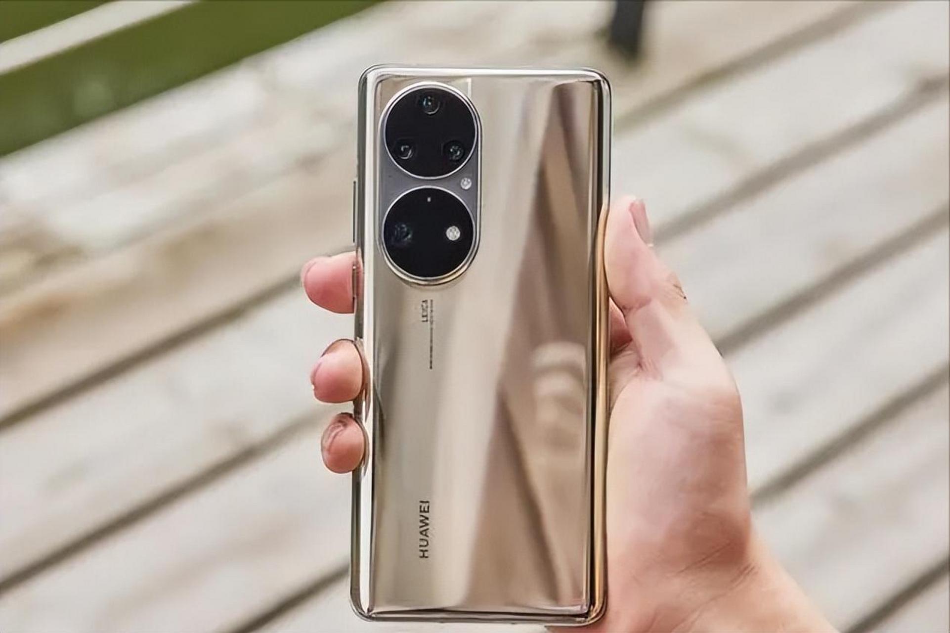 200倍变焦 ip68  最近,华为p50 pro这款备受瞩目的"机皇"手机传来了好