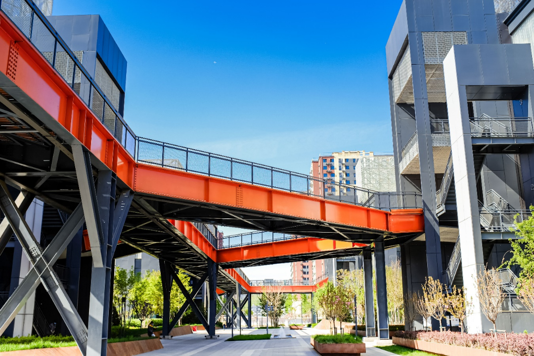 金隅智造工场:从传统家具厂到现代化科技园区的嬗变