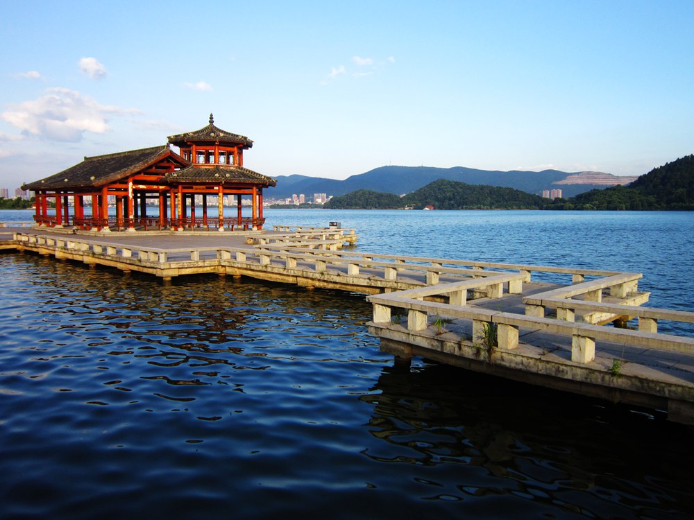 黄荆揽胜,醉美磁湖