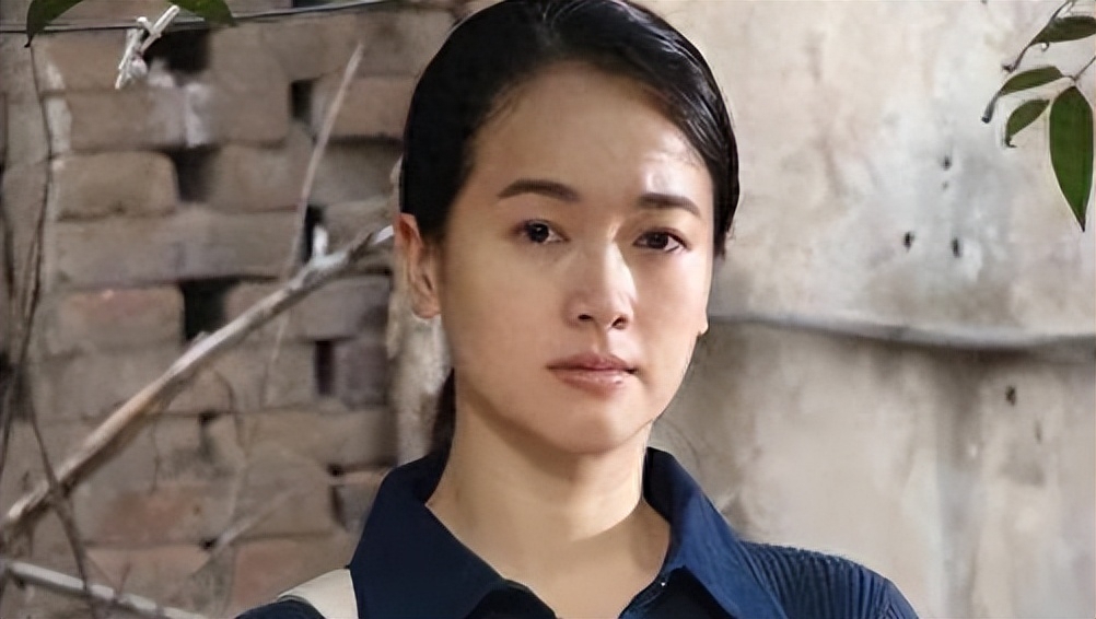 人前正经人后疯狂讨好大佬陪睡上位风流浪姐左小青现形记