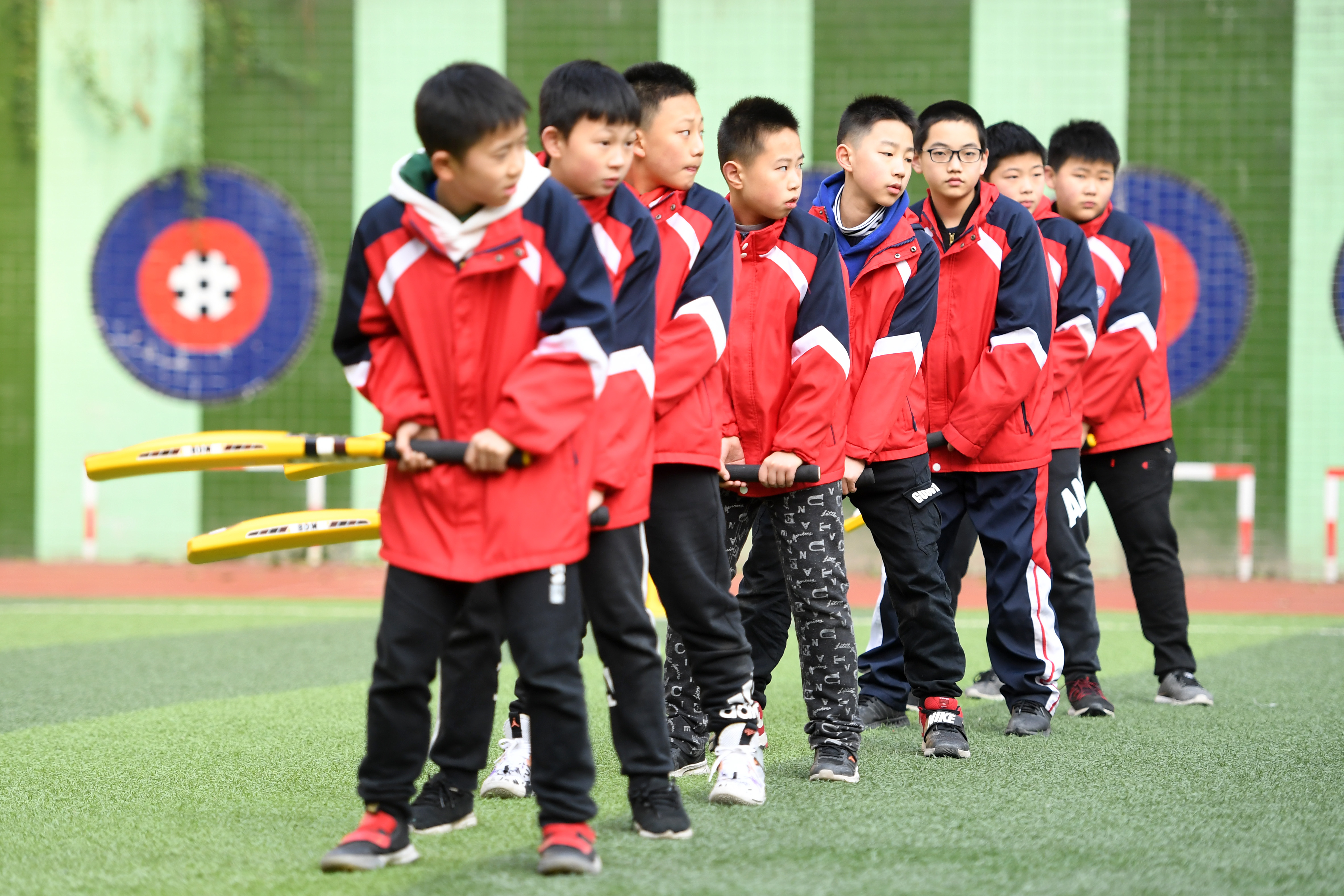 我爱体育课——重庆:板球在校园生根(6)