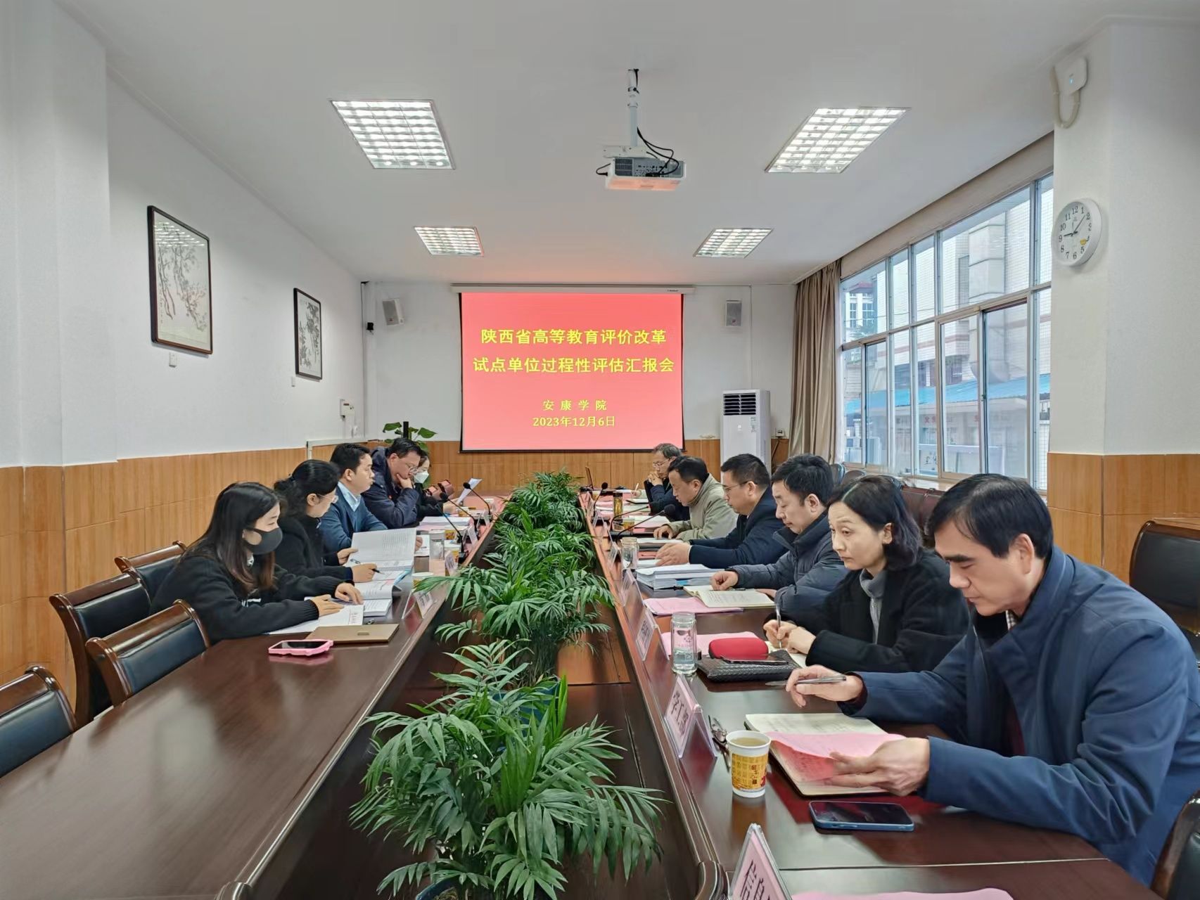 安康学院余谦图片