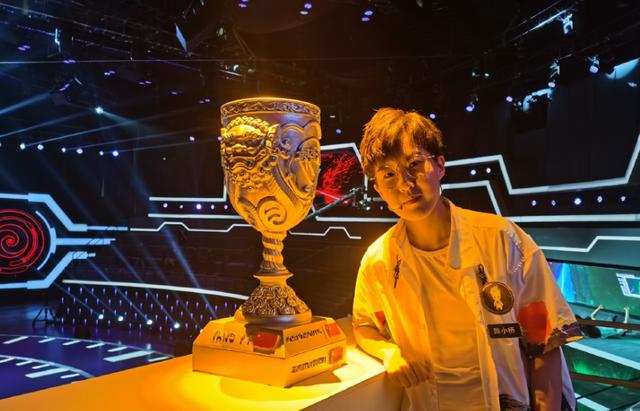 《最强大脑》陈小桥目的实现,商务合作流量变现,网友越吵他越赚