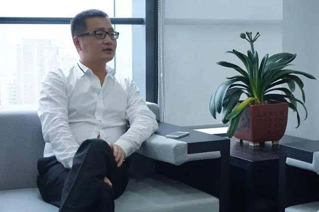 浙江温州隐形富豪:从打工仔逆袭为剃须刀之王,如今身价255亿