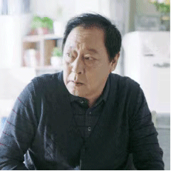 极简衣橱的4步打造法,帮你减少75%的开销