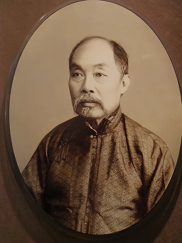 绣圣沈寿,为制慈禧寿礼终身不孕,死后丈夫写万言文给自己扣绿帽