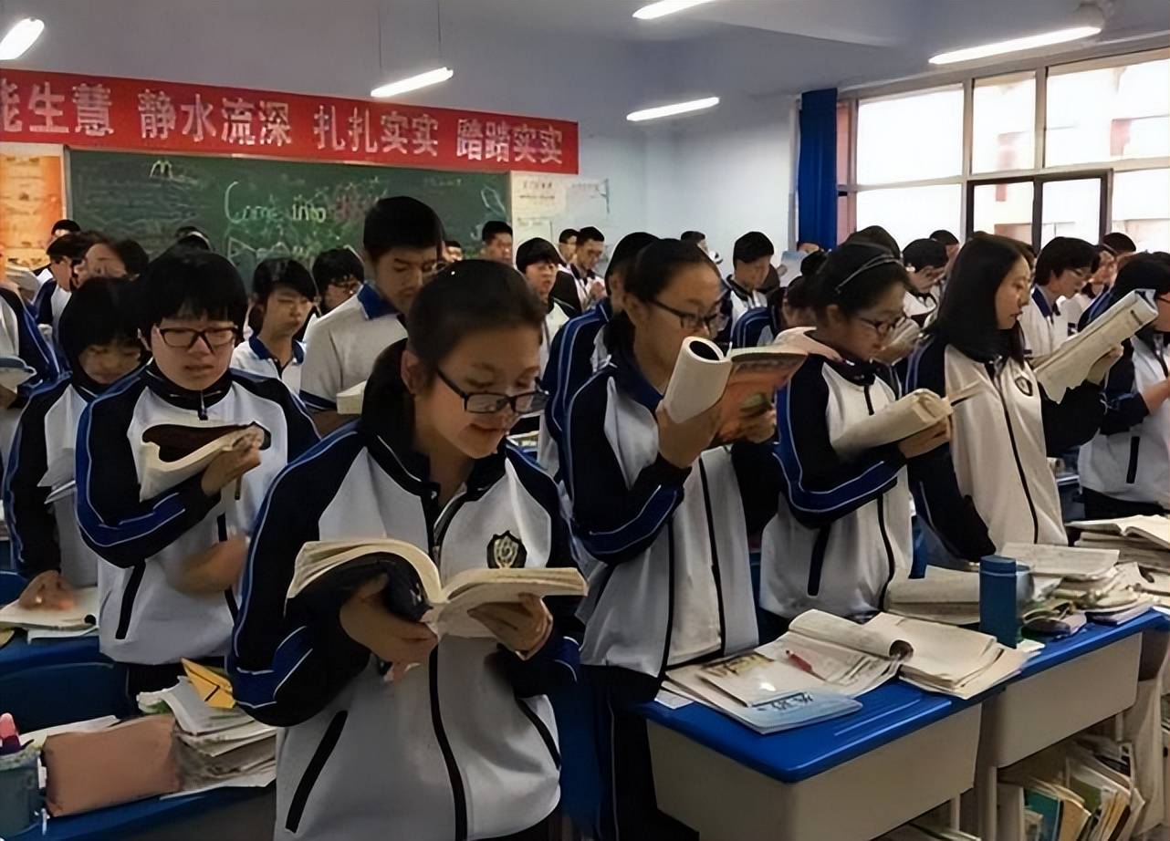 河北衡水中学最真实学习场景,网友直呼喘不过气,简直是学习机器